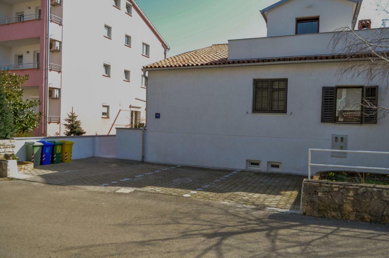 Apartment Rosa 2 Rovinj Exterior photo